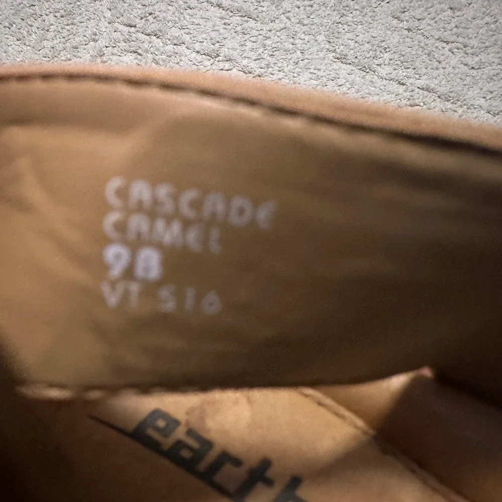 Earth‎ Origins Cascade Camel Wedge Sandals Leather Tan Cutout Ankle Strap 9B